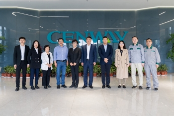 中國(guó)醫(yī)藥包裝協(xié)會(huì)常務(wù)會(huì)長(zhǎng)蔡弘一行蒞臨公司調(diào)研